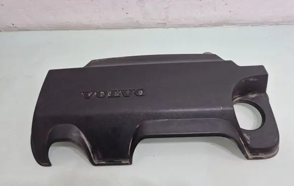 Engine cover (trim)