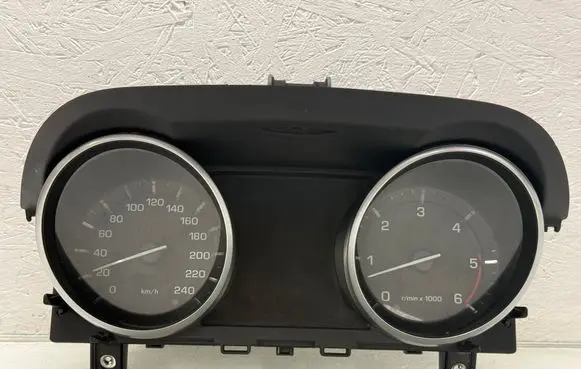 Land Rover Evoque I Speedometer (instrument cluster) BJ3210849EF