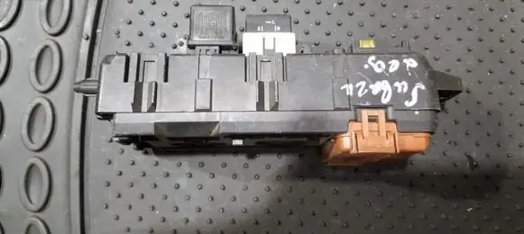 Mitsubishi Carisma Fuse box set mb953355 7922ok