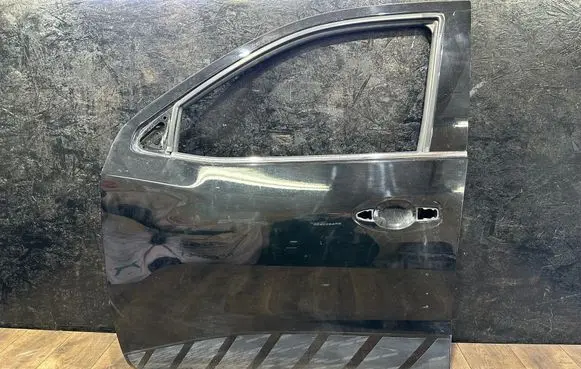 Nissan Navara D23 Front door