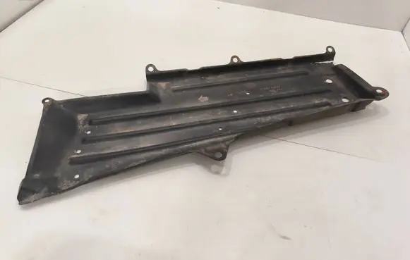 Toyota Sienna XL30 III Front underbody cover/under tray 5816508010