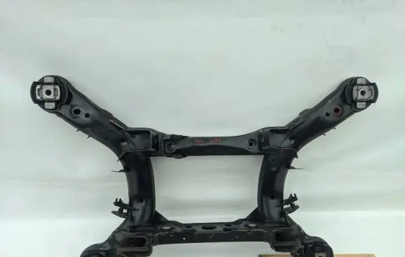 Mercedes-Benz ML W166 Rear axle beam A1663500132
