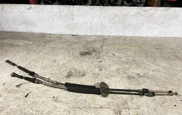 Gear shift cable linkage