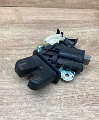 Audi A6 S6 C6 4F Tailgate/trunk/boot lock/catch/latch 4F5827505D