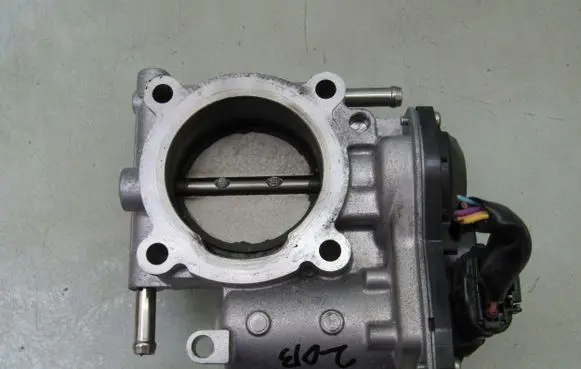 Mazda CX-30 Throttle valve HF0213640 3D0200294