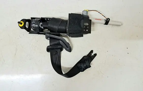 Volvo V50 Front seatbelt