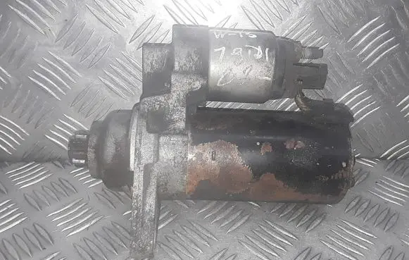 Volkswagen Transporter - Caravelle T5 Starter motor 1006831311