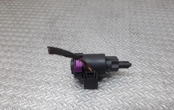 Audi A6 Allroad C6 Brake pedal sensor switch 4F0945459B