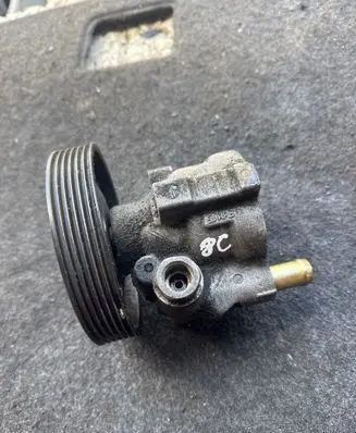 Renault Laguna II Power steering pump 