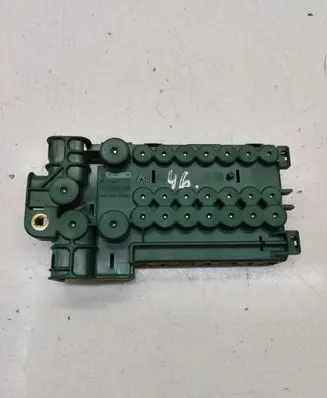 BMW 5 E39 Fuse module 8367768 61138367768 8370639