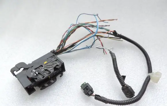 Mitsubishi Colt ABS module connector plug 8501B052 1928404410
