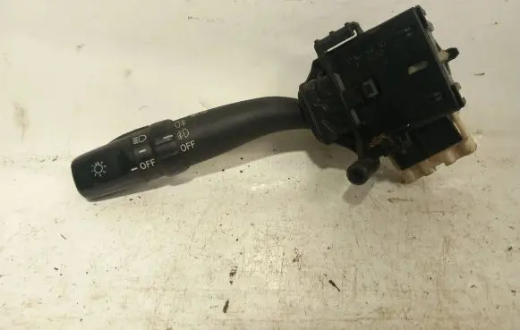 Toyota Avensis Verso Indicator stalk 173650