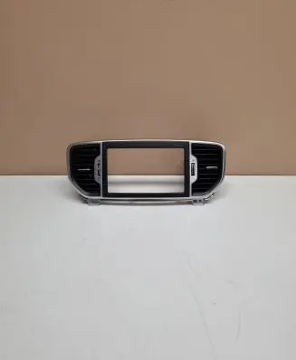 KIA Sportage Dash center air vent grill 84740F14200 U14496B