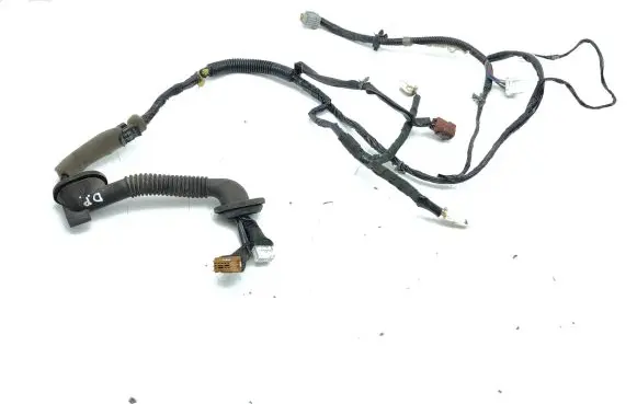 Nissan X-Trail T30 Front door wiring loom
