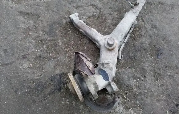 Rear upper control arm/wishbone