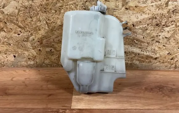 Honda Civic Coolant expansion tank/reservoir 