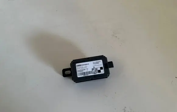 BMW 3 F30 F35 F31 Antenna control unit 9397846 A2C94289401