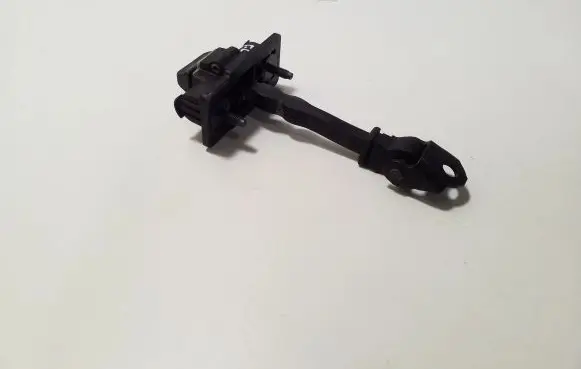 Opel Grandland X Front door check strap stopper