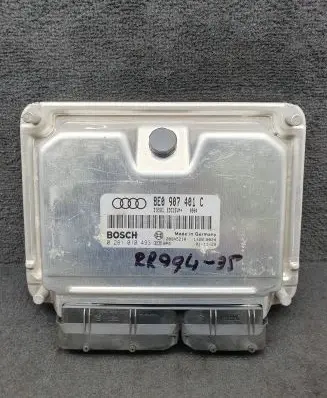 Audi A4 S4 B6 8E 8H Engine control unit/module 8E0907401C 0281010493