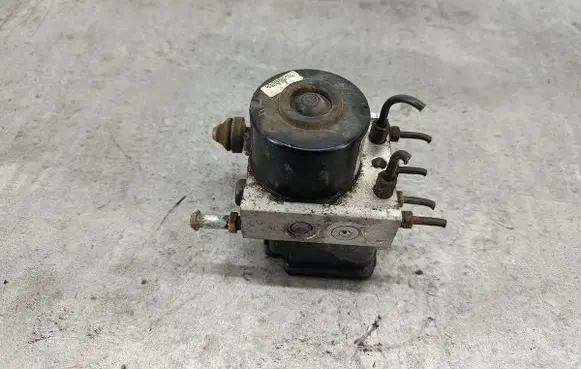 Suzuki Swift I ABS Pump