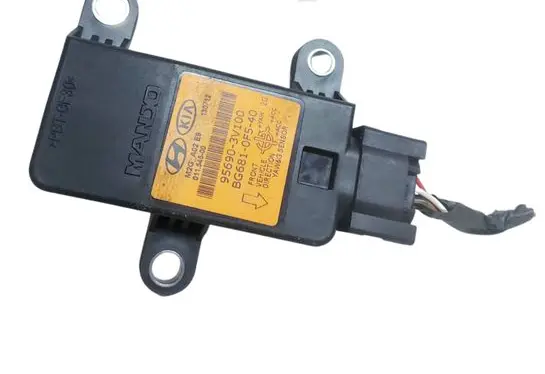 Hyundai i40 ESP acceleration yaw rate sensor 956903V100