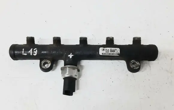 Volvo V50 Fuel main line pipe 9654726280