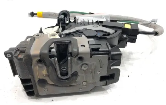 Mercedes-Benz GLC AMG Front door lock A2220063999