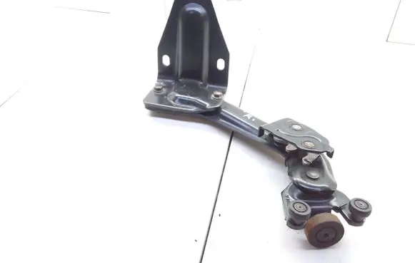 Chrysler Town u0026 Country III Sliding door lower roller guide/hinge 162A98D 167D98A