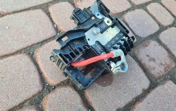 Opel Meriva B Positive wiring loom 13362765