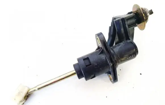 Skoda Superb B5 (3U) Clutch master cylinder 8e2721401t