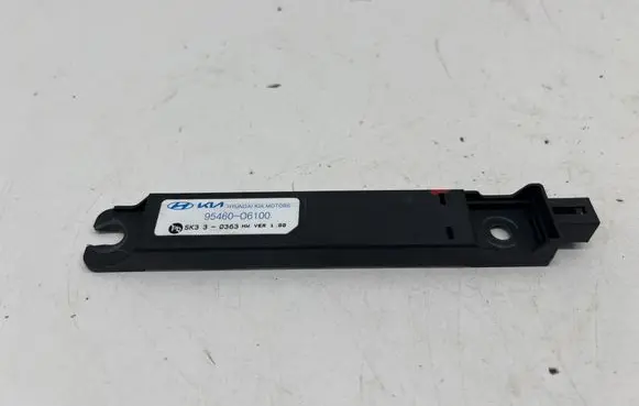 Hyundai Kona II Aerial antenna amplifier 9546006100