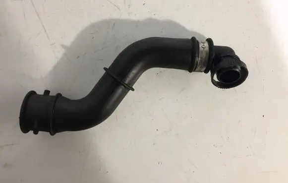 Breather/breather pipe/hose