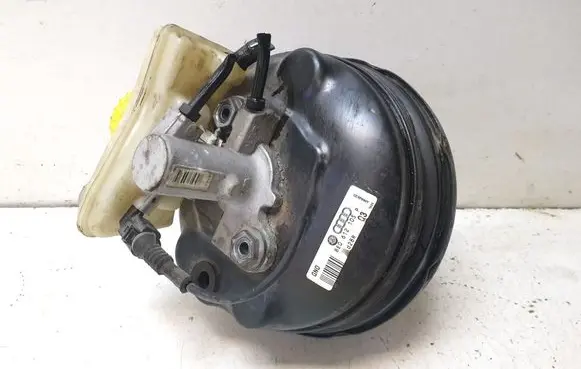 Audi A4 S4 B7 8E 8H Brake booster 8E0612105P