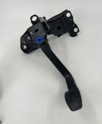 Renault Master III Clutch pedal 070112