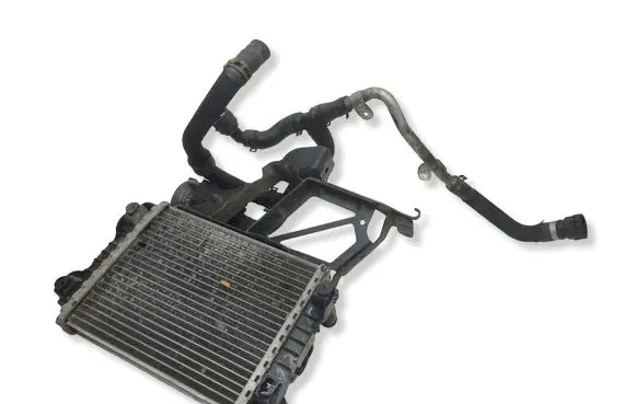 Audi A7 S7 4G Coolant radiator 8K0121212B 507702 VP7TBH8005GD