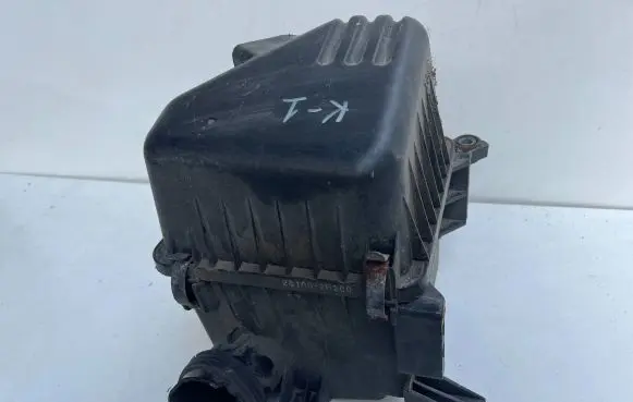 KIA Ceed Air filter box 281002H200