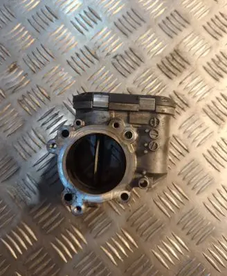 Mercedes-Benz C W204 Throttle valve A6420900270 DK0034 0281002894