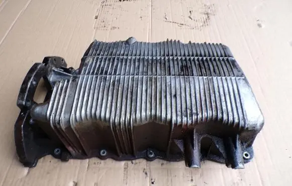 Hyundai Santa Fe Oil sump D4EA