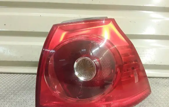 Volkswagen Golf V Rear/tail lights 