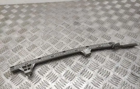 KIA Sorento Rear door windshield rail 