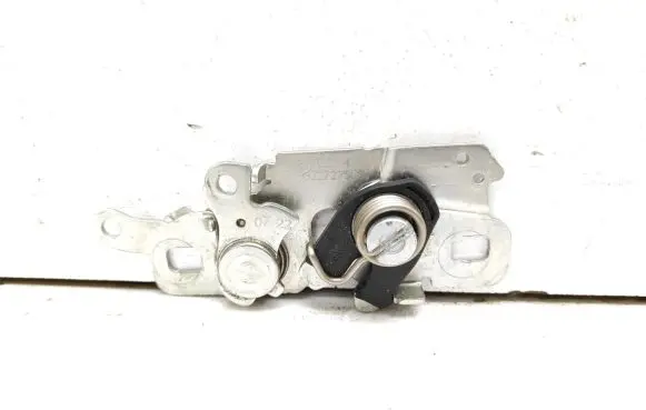 Opel Corsa F Engine bonnet/hood lock/catch 9822727580