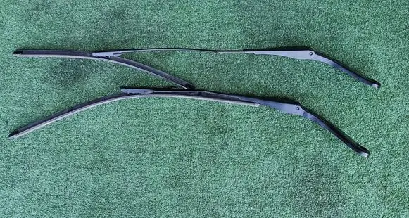 BMW 4 F32 F33 Front wiper blade arm 