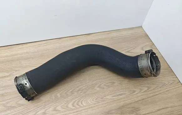 BMW 5 F10 F11 Intercooler hose/pipe 7810615 11279412 7660749