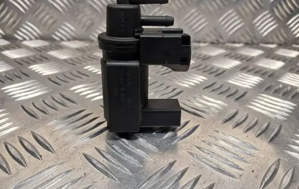Audi A6 S6 C6 4F Turbo solenoid valve 059906628B 70101900