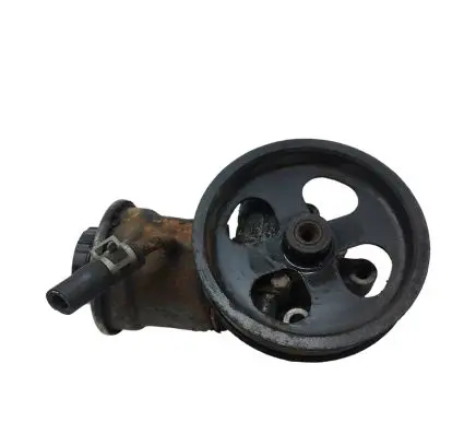 Toyota Avensis T250 Power steering pump