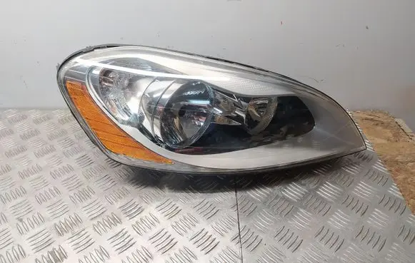 Volvo XC60 Headlight/headlamp