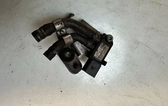 Volkswagen PASSAT B7 Exhaust gas pressure sensor 3c0131552g