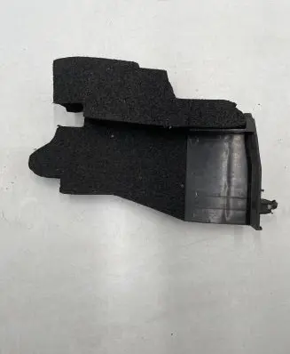 Nissan Leaf II (ZE1) Fender foam support/seal 638205SK0B