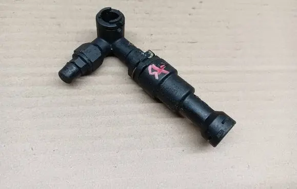Suzuki SX4 S-Cross Clutch slave cylinder 
