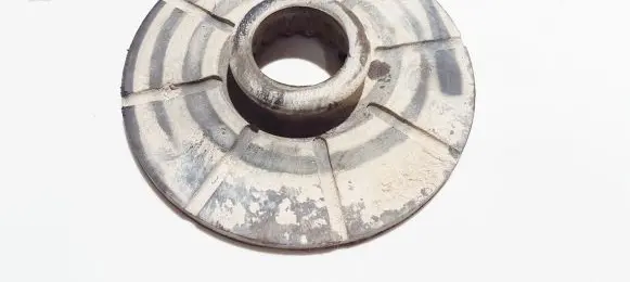 Opel Astra G Front coil spring rubber mount 90538496 90538496-96-